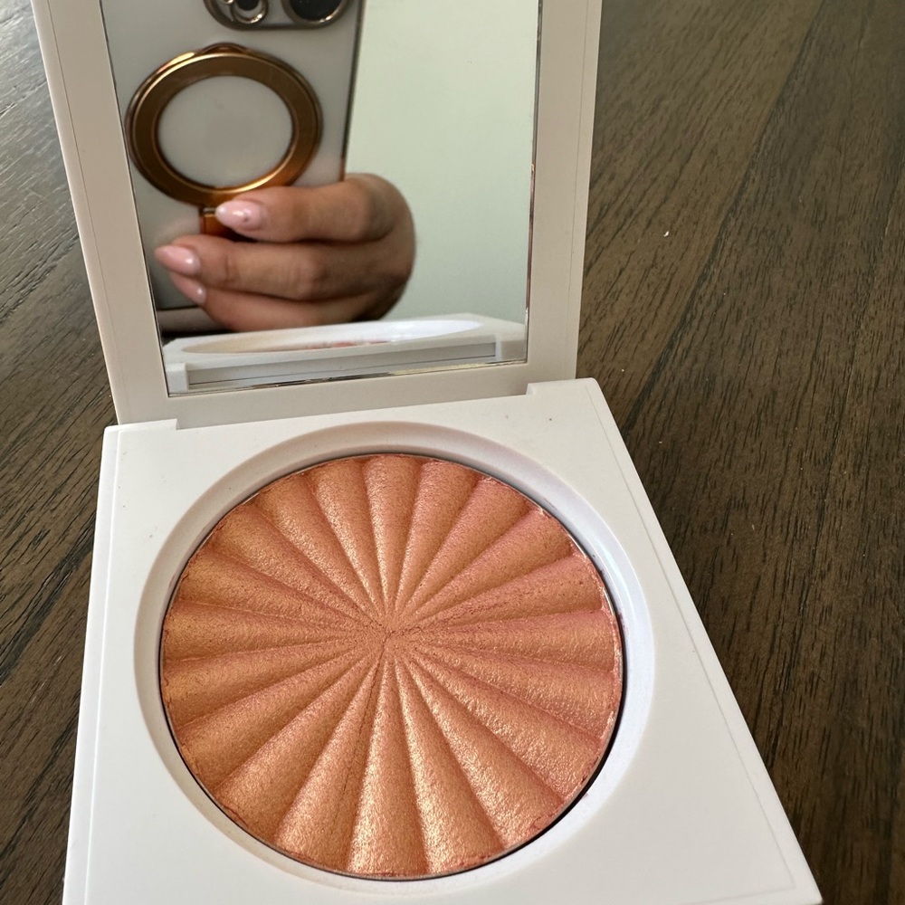 OFRA Highlighter - Bali
